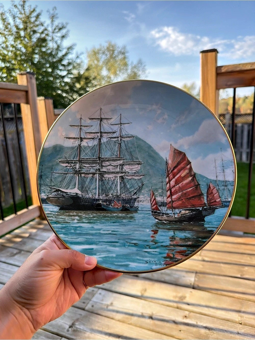 Royal Doulton Hong Kong Collector Plate